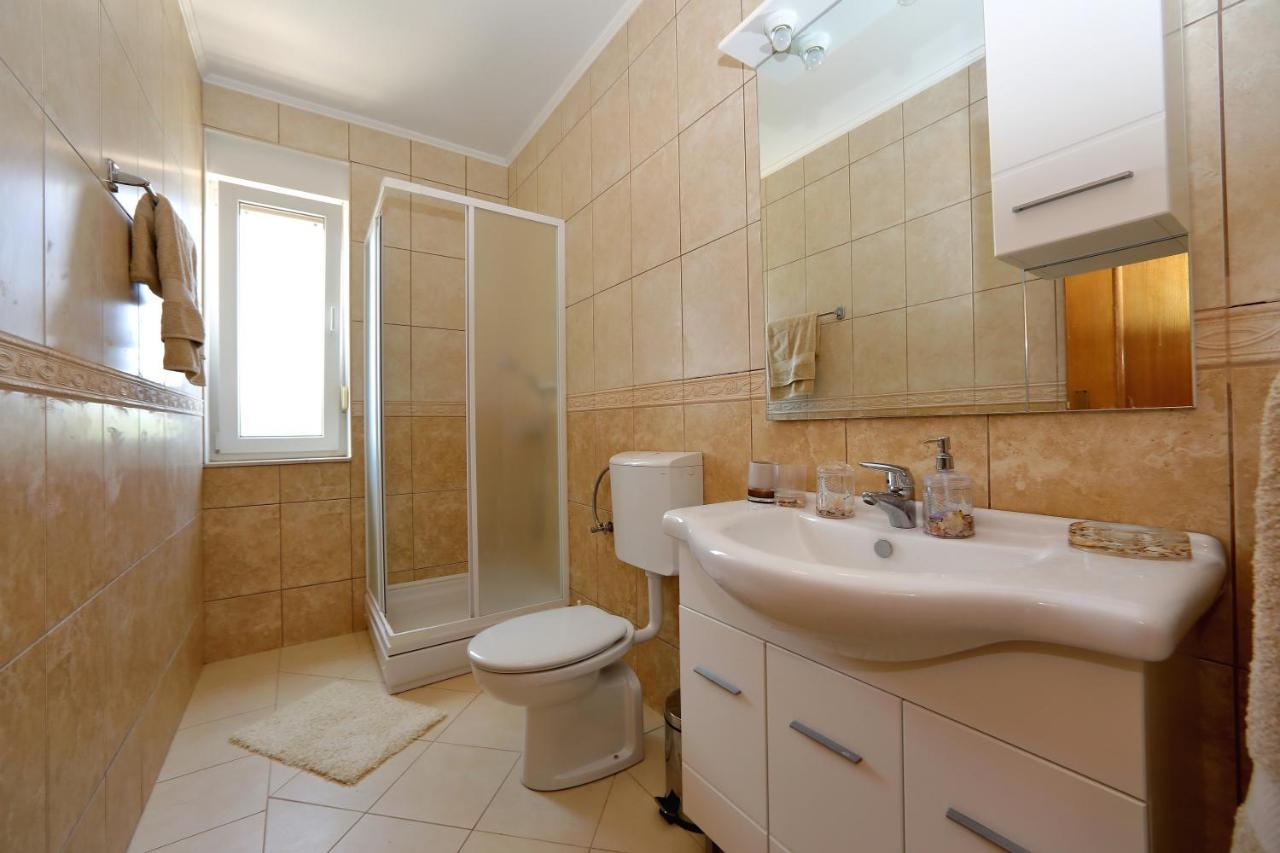 Villa Palma Sukošan Buitenkant foto