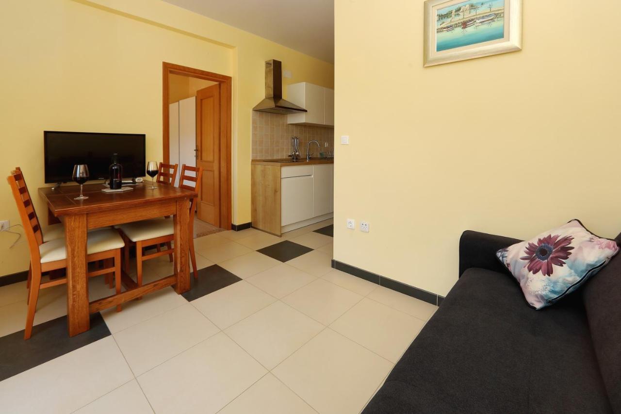 Villa Palma Sukošan Buitenkant foto