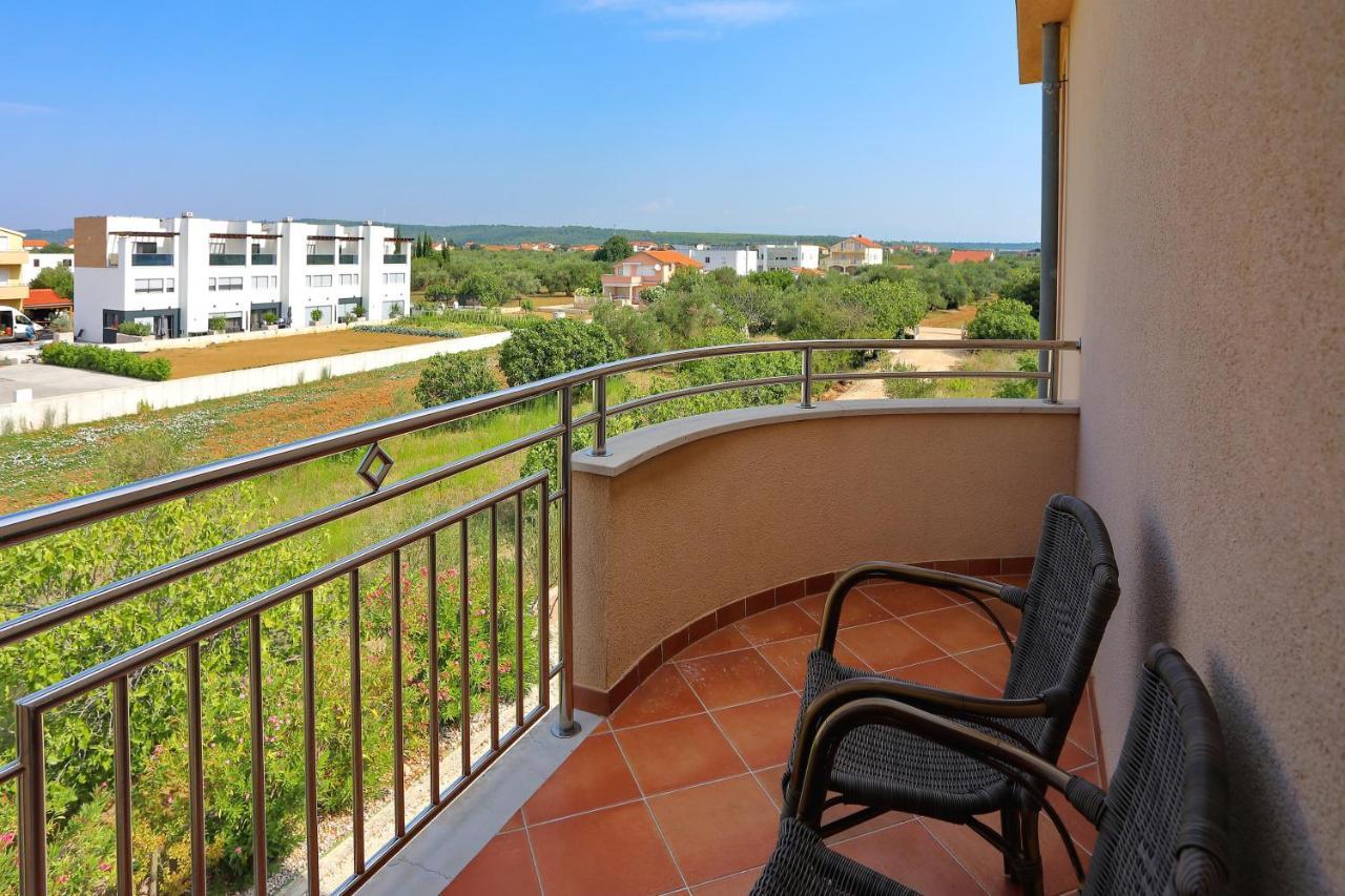 Villa Palma Sukošan Buitenkant foto