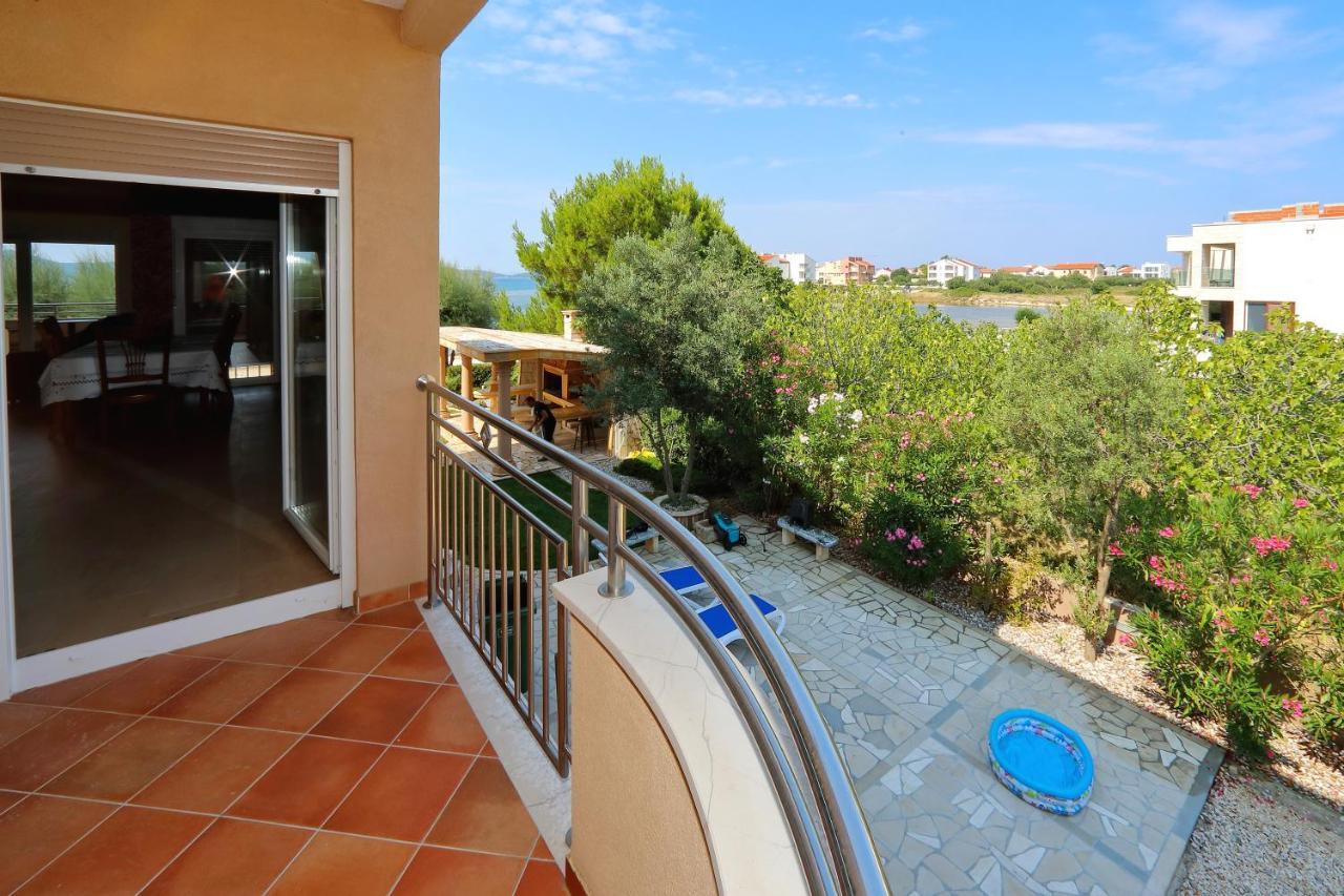 Villa Palma Sukošan Buitenkant foto