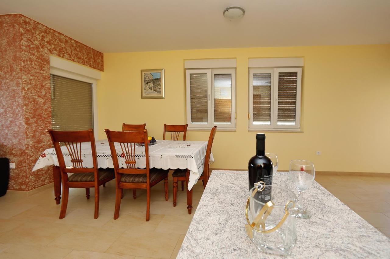 Villa Palma Sukošan Buitenkant foto