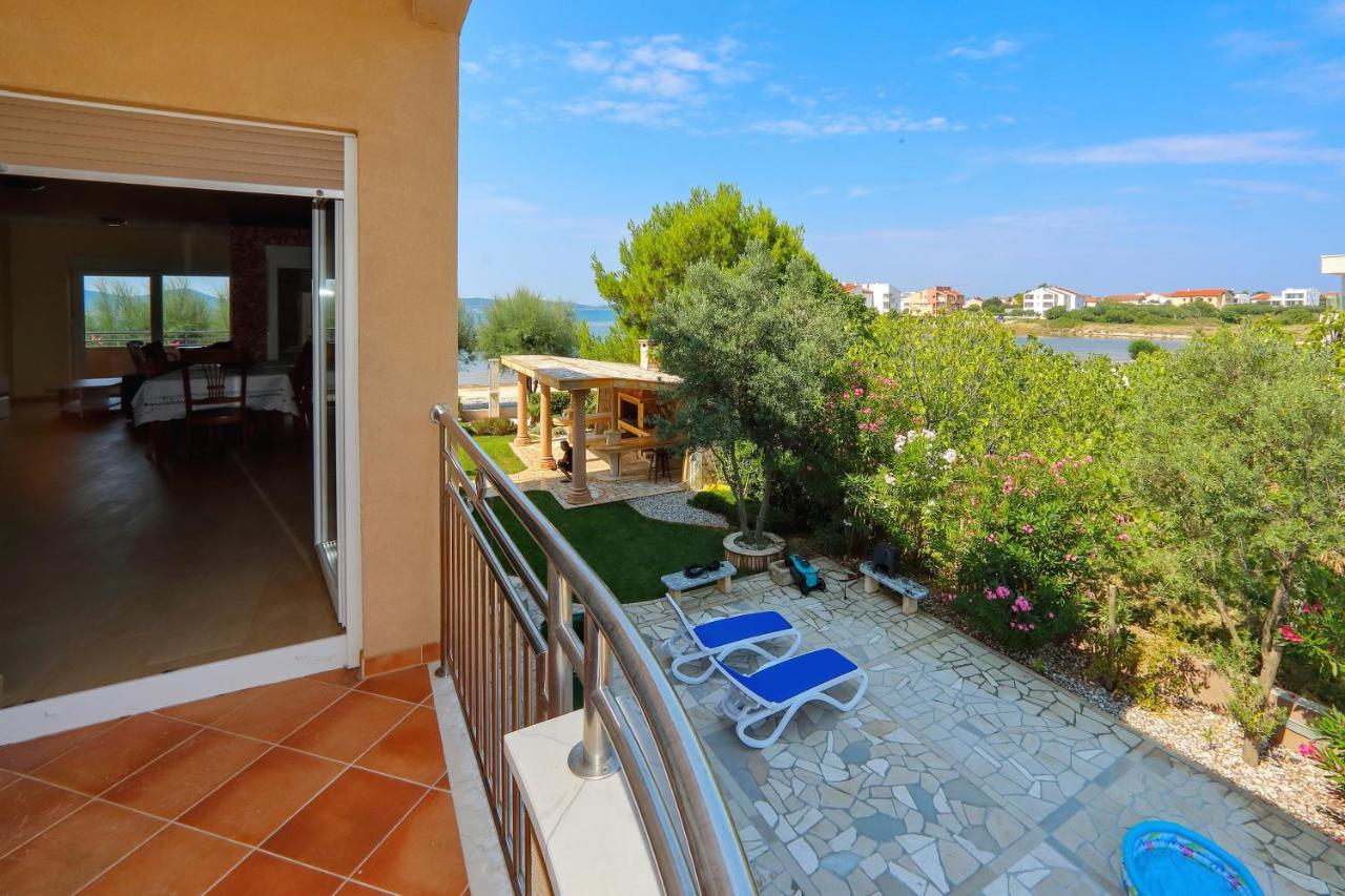 Villa Palma Sukošan Buitenkant foto